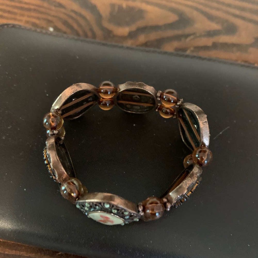 Vintage looking bracelet